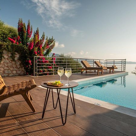 סיבוטה Iris Villas Lefkada - Marine Villa With Private Sea Access מראה חיצוני תמונה